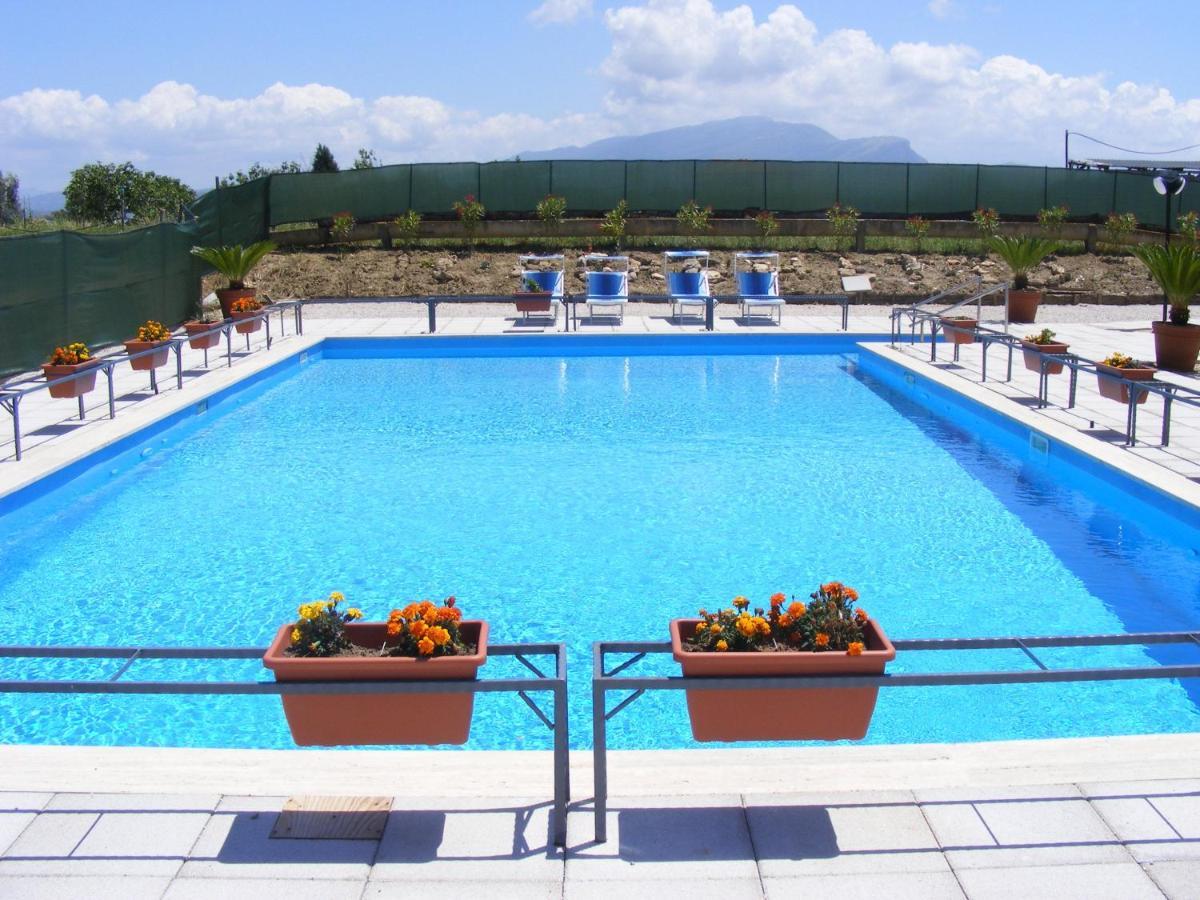 Agriturismo Il Borghetto Villa Foce del Sele Kültér fotó