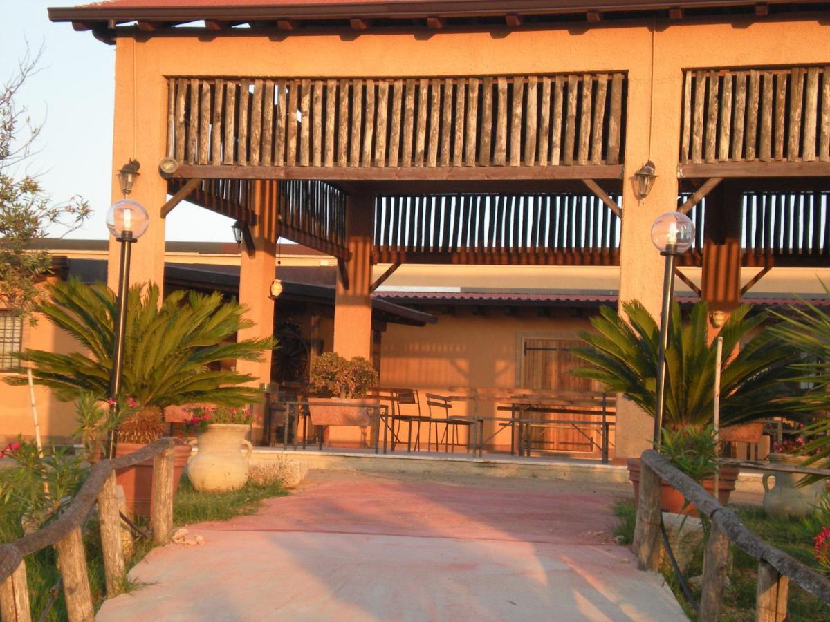 Agriturismo Il Borghetto Villa Foce del Sele Kültér fotó